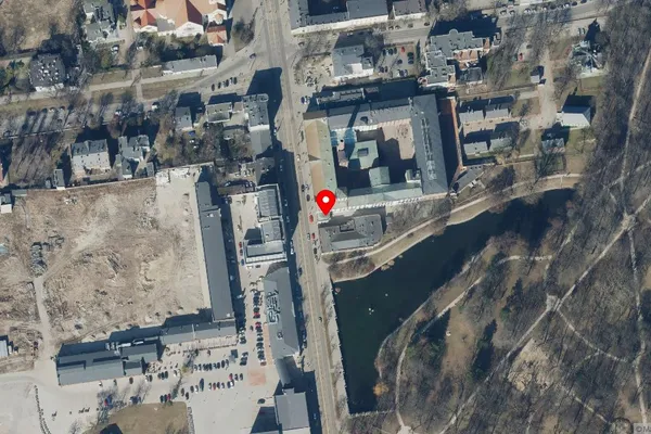 Widok z lotu ptaka: Centralne Muzeum Włókiennictwa w Łodzi