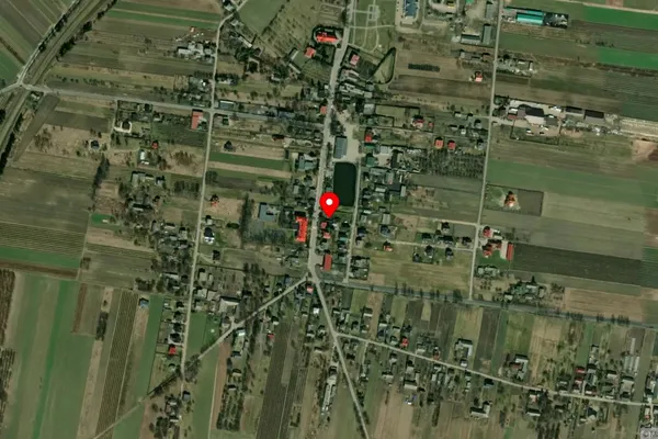 Widok z lotu ptaka: Muzeum Czynu Zbrojnego w Lipcach Reymontowskich