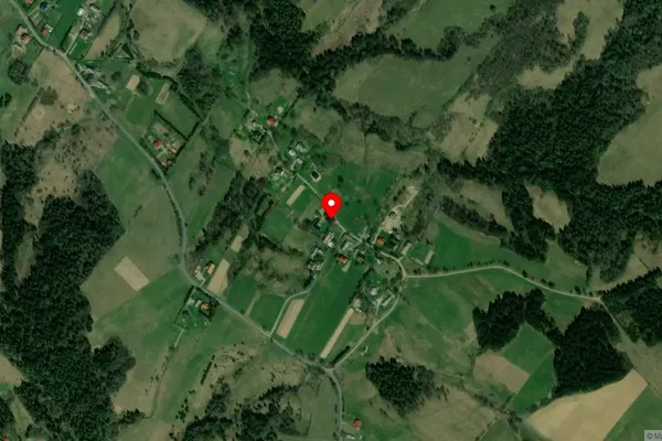 Widok z lotu ptaka: Muzeum Historii Bieszczad w Czarnej Górnej
