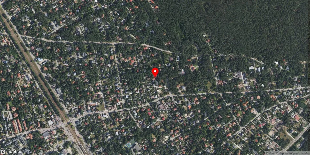 Satelitarny widok na Muzeum II Korpusu Polskiego w Józefowie