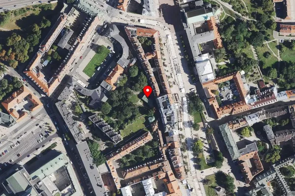 Widok z lotu ptaka: Muzeum Karykatury im. Eryka Lipińskiego w Warszawie