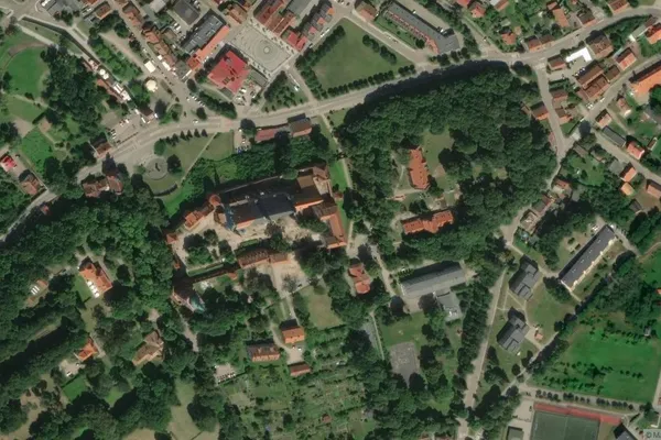Widok z lotu ptaka: Muzeum Mikołaja Kopernika we Fromborku