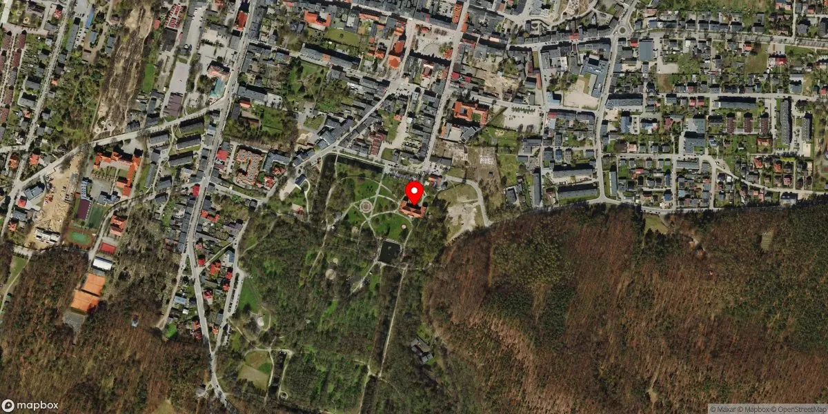 Satelitarny widok na Muzeum Piśmiennictwa i Muzyki Kaszubsko-Pomorskiej w Wejherowie