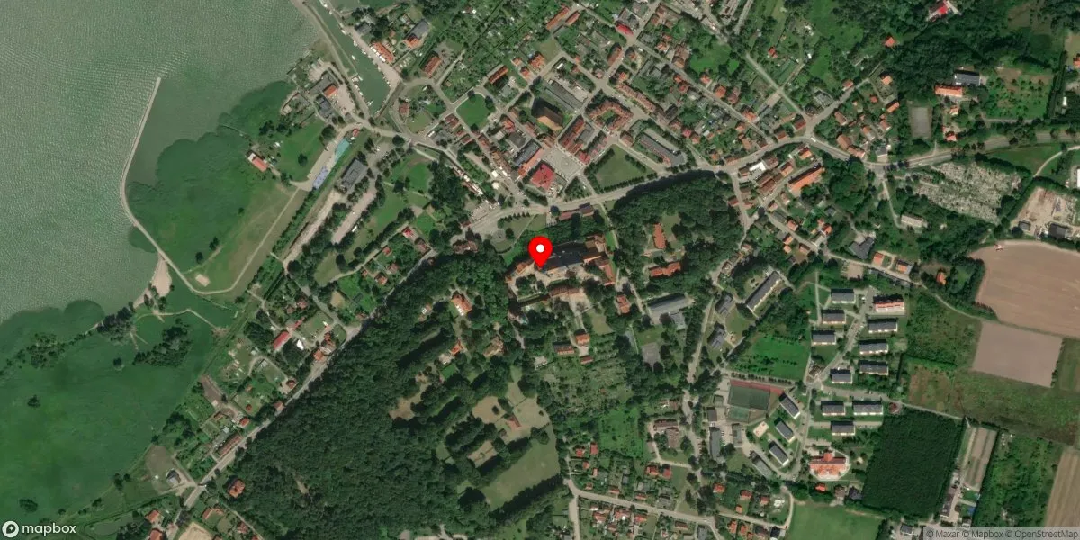 Satelitarny widok na Muzeum Pomnika Historii „Frombork - zespół katedralny" we Fromborku