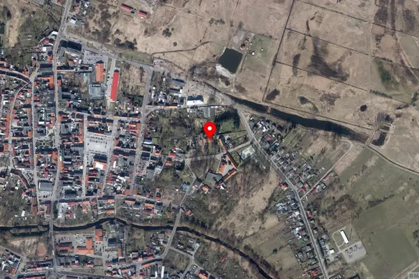 Widok z lotu ptaka: Muzeum Puszczy Drawskiej i Noteckiej im. Franciszka Grasia w Drezdenku