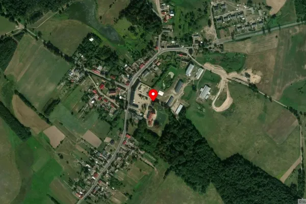 Widok z lotu ptaka: Muzeum Ziemi Pomorskiej w Siemczynie