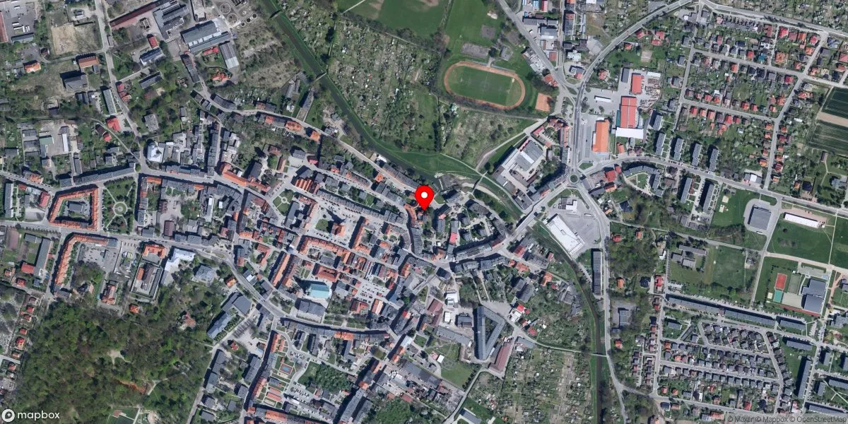 Satelitarny widok na Muzeum Ziemi Prudnickiej w Prudniku